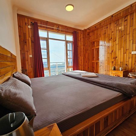 Young Monk Hostel & Cafe Dharamkot 麦罗肯机 外观 照片