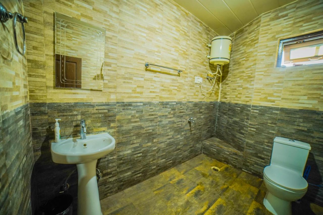 Young Monk Hostel & Cafe Dharamkot 麦罗肯机 客房 照片