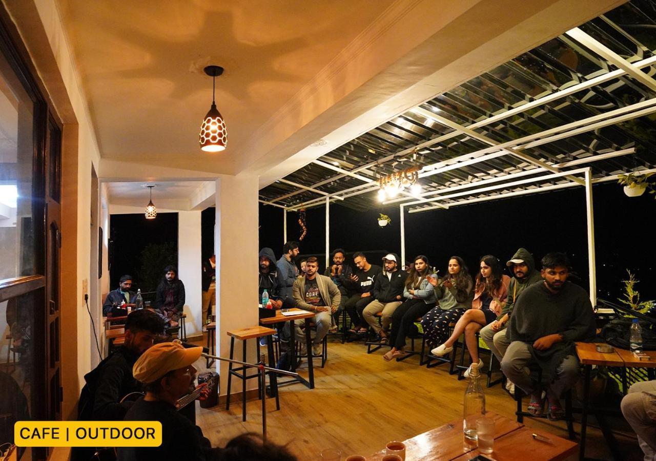 Young Monk Hostel & Cafe Dharamkot 麦罗肯机 外观 照片