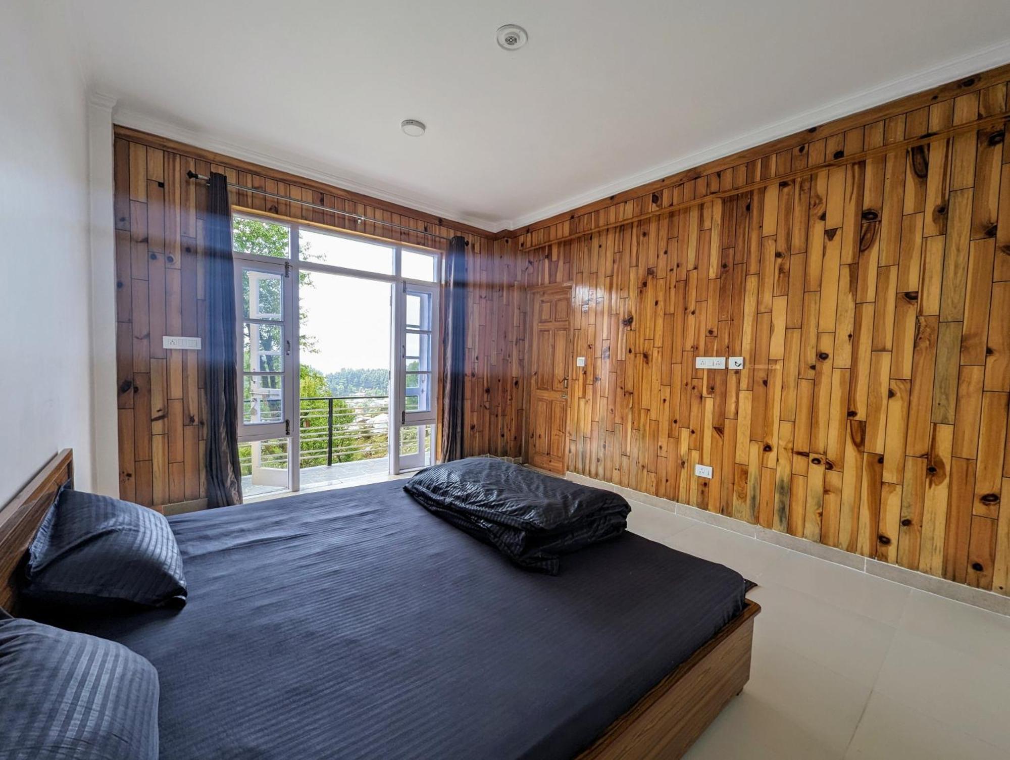 Young Monk Hostel & Cafe Dharamkot 麦罗肯机 外观 照片